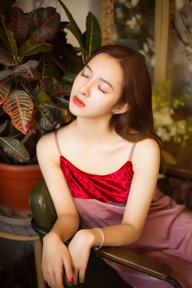 黔东广州高端商务伴游晓雯