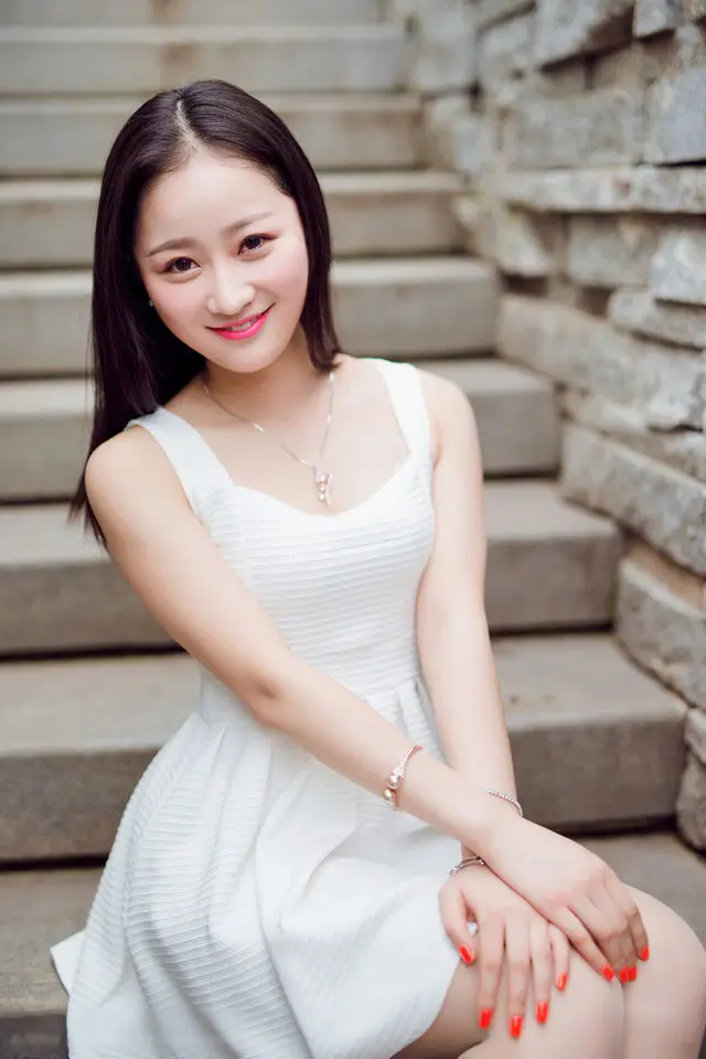 黔东温州私人伴游商务伴游乔妹的联系方式！