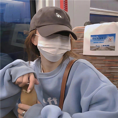 黔东伴游女生休丹云的资料